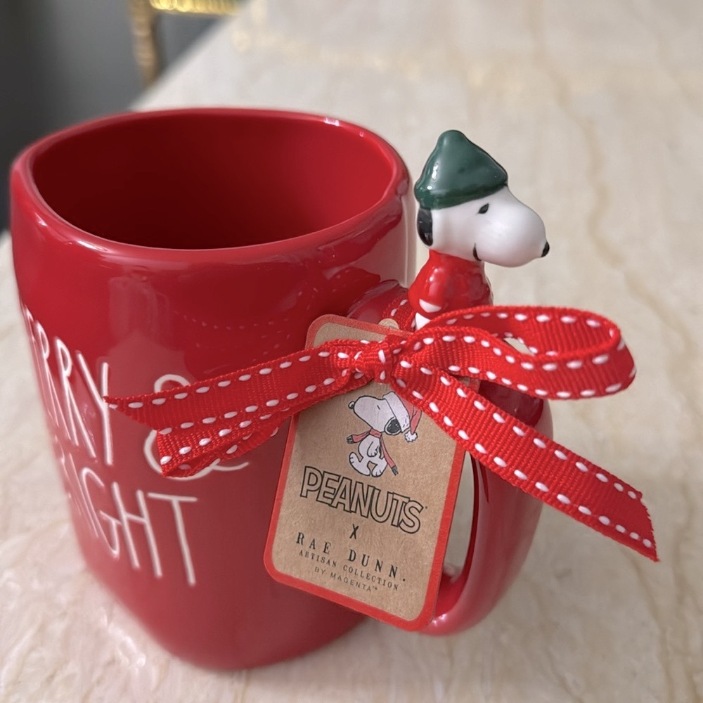 NWT Rae Dunn X Peanuts “Merry & Bright” Snoopy Tea/ Coffee Mug - Picture 3 of 8